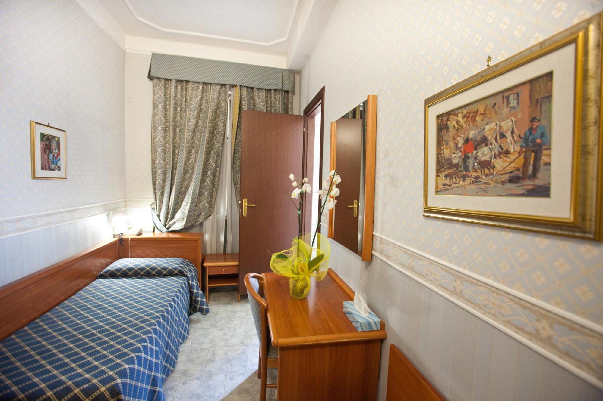 Hotel Emmaus Rom Rum bild